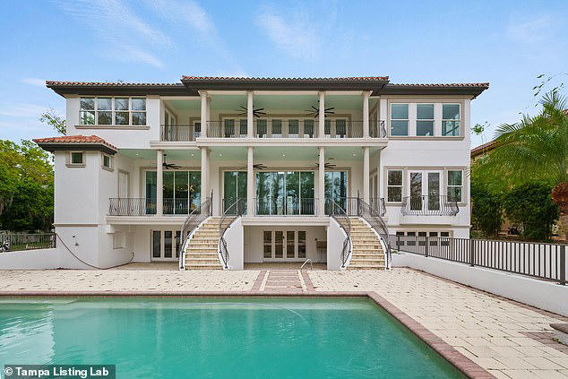 Antonio Brown's Florida home goes up for sale two years after he filed for  bankruptcy