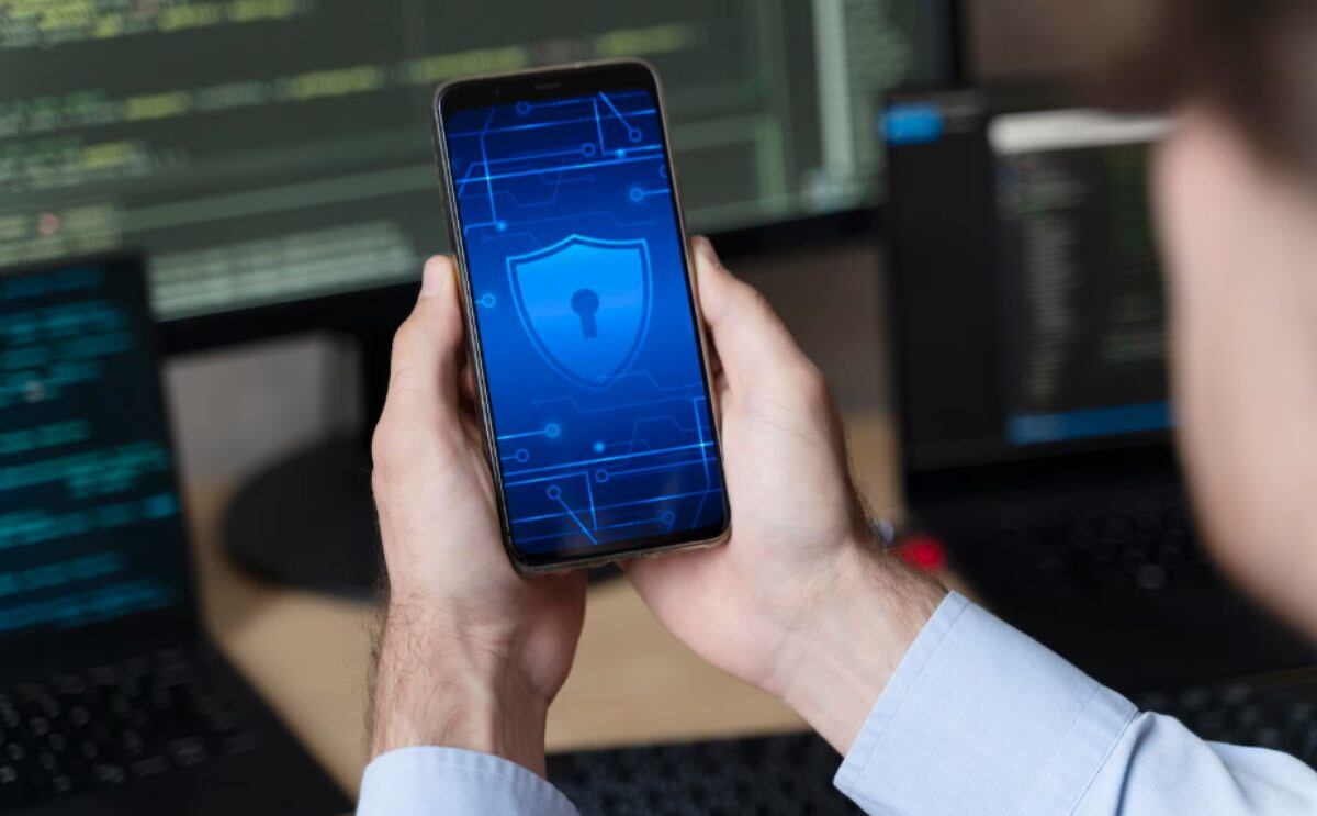 Qué pasa si un celular tiene bloqueo por código IMEI