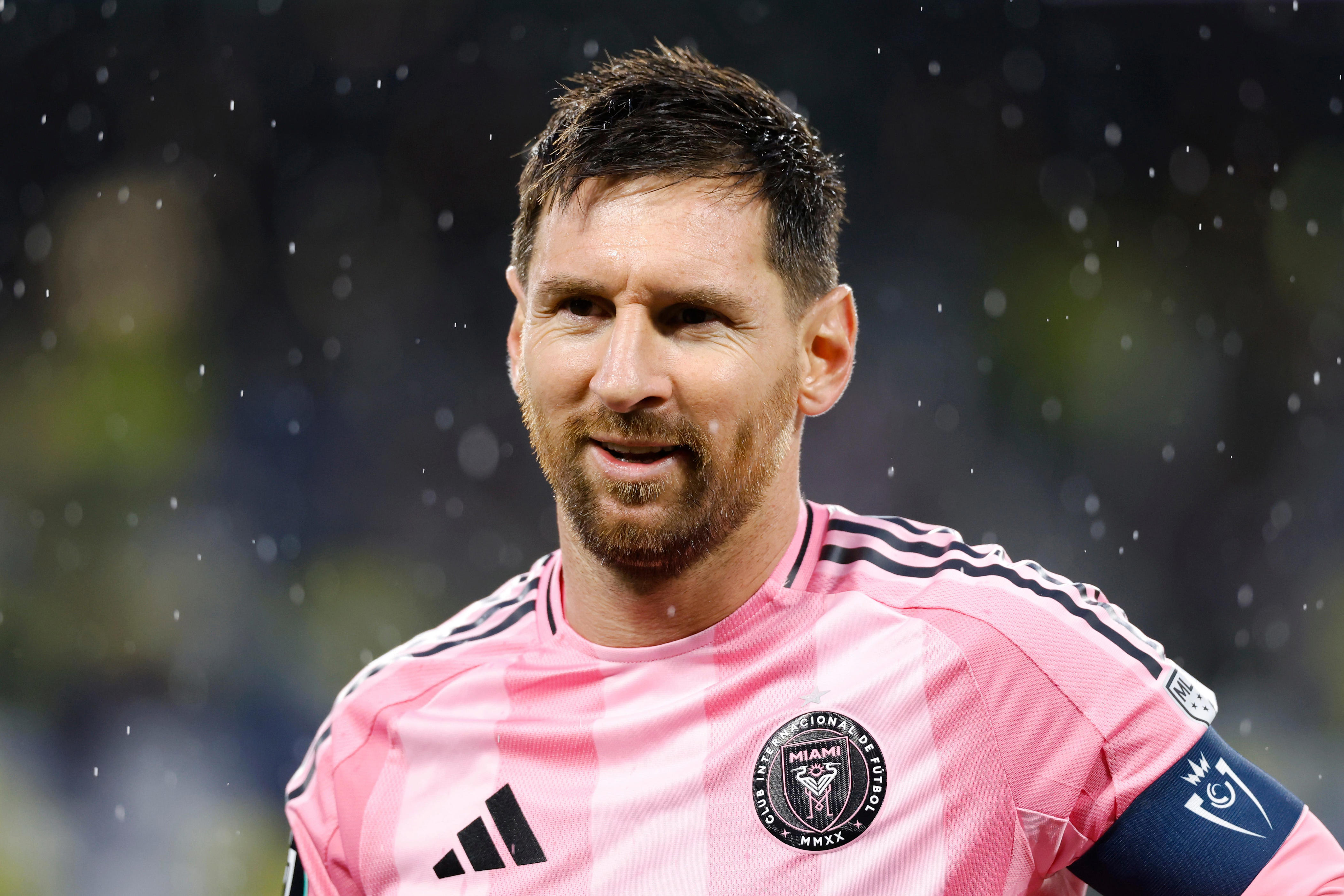 Messi hits 900 goals faster than Cristiano Ronaldo: Here's how he did it