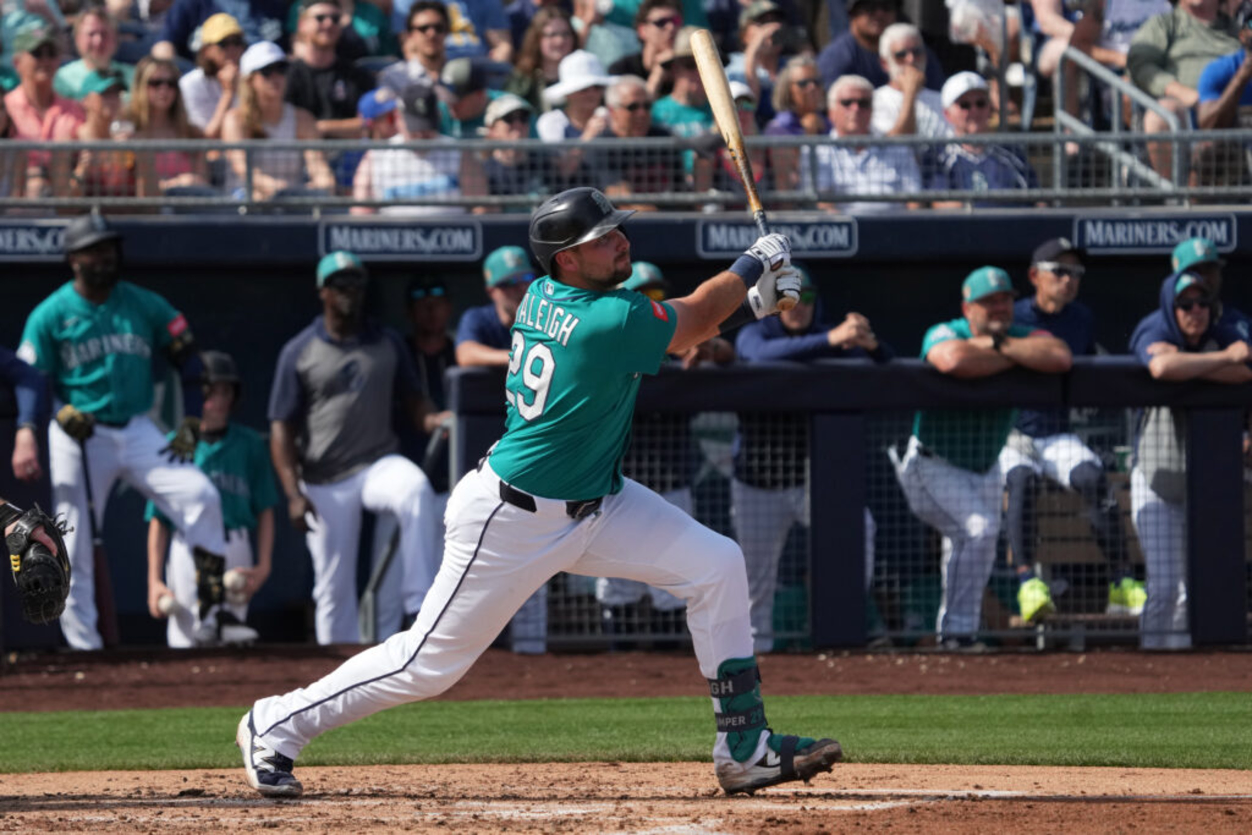 Inside Cal Raleigh’s early struggles at the plate