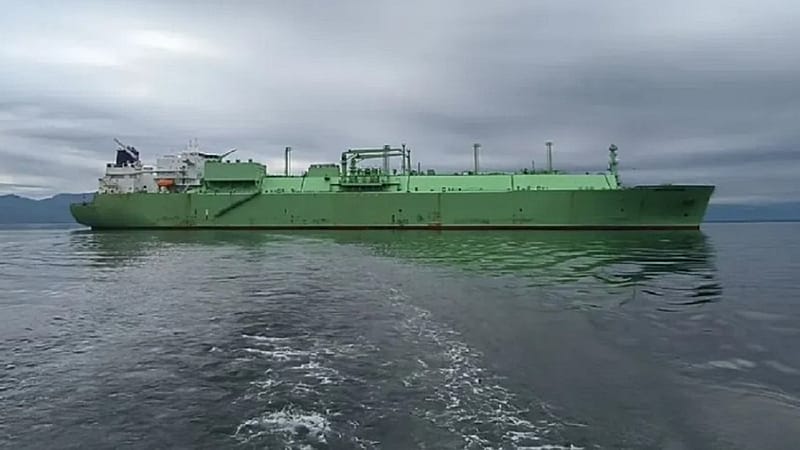 Russian gas tanker drifting in the Mediterranean may explode ...