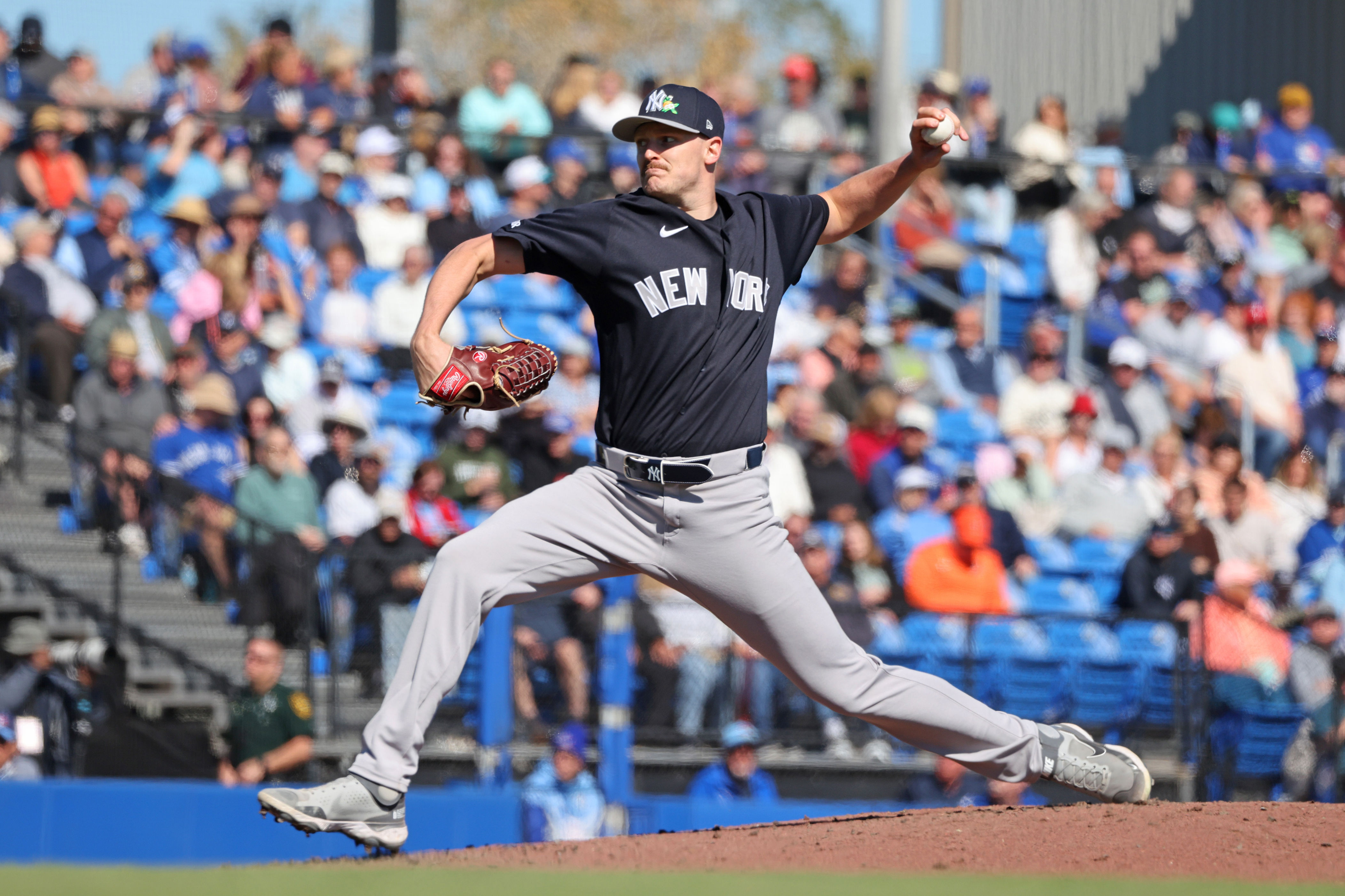 Brent Headrick works in and out of jam as quest to make Yankees bullpen ...