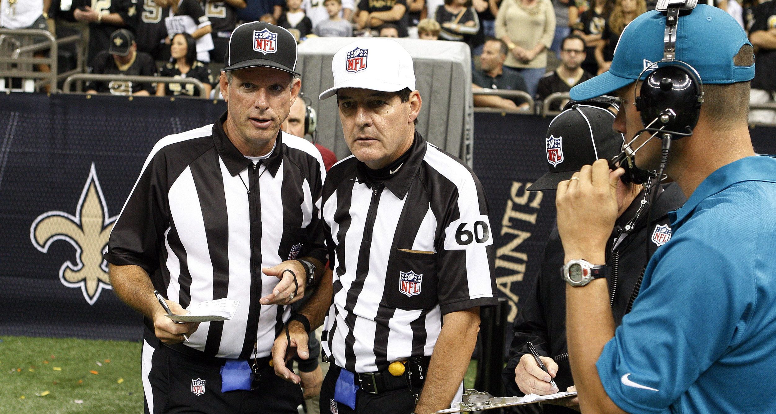 NFL preparing to use replacement refs next season