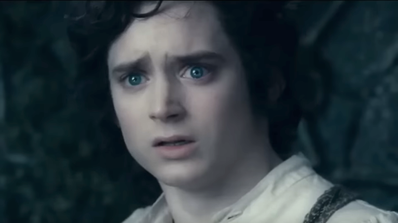 Elijah Wood's reactions to being asked about LOTR return are just as ...