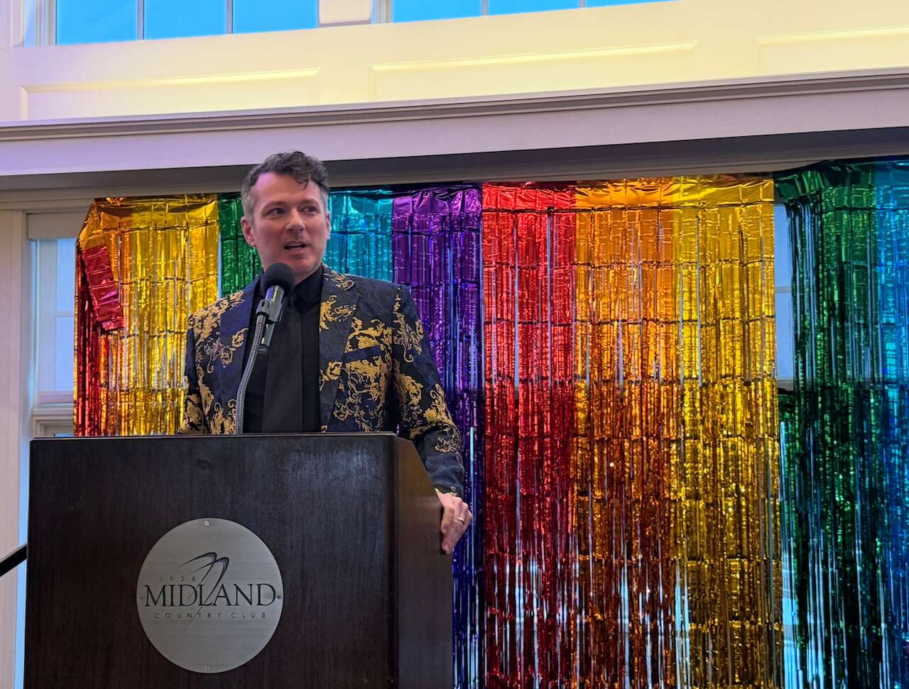 David Custer shares story of bullying, honesty at Great Lakes Bay Pride ...