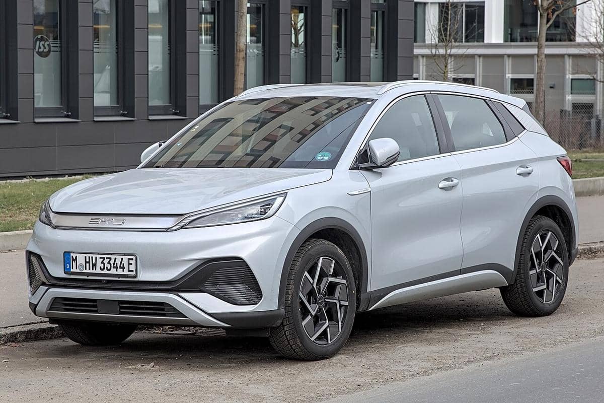 BYD Atto 3 terbaru terdaftar di China, RWD dan dimensi lebih besar