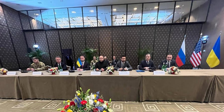 Kremlin halts Ukraine talks, stalling US.-backed peace effort<br><br>