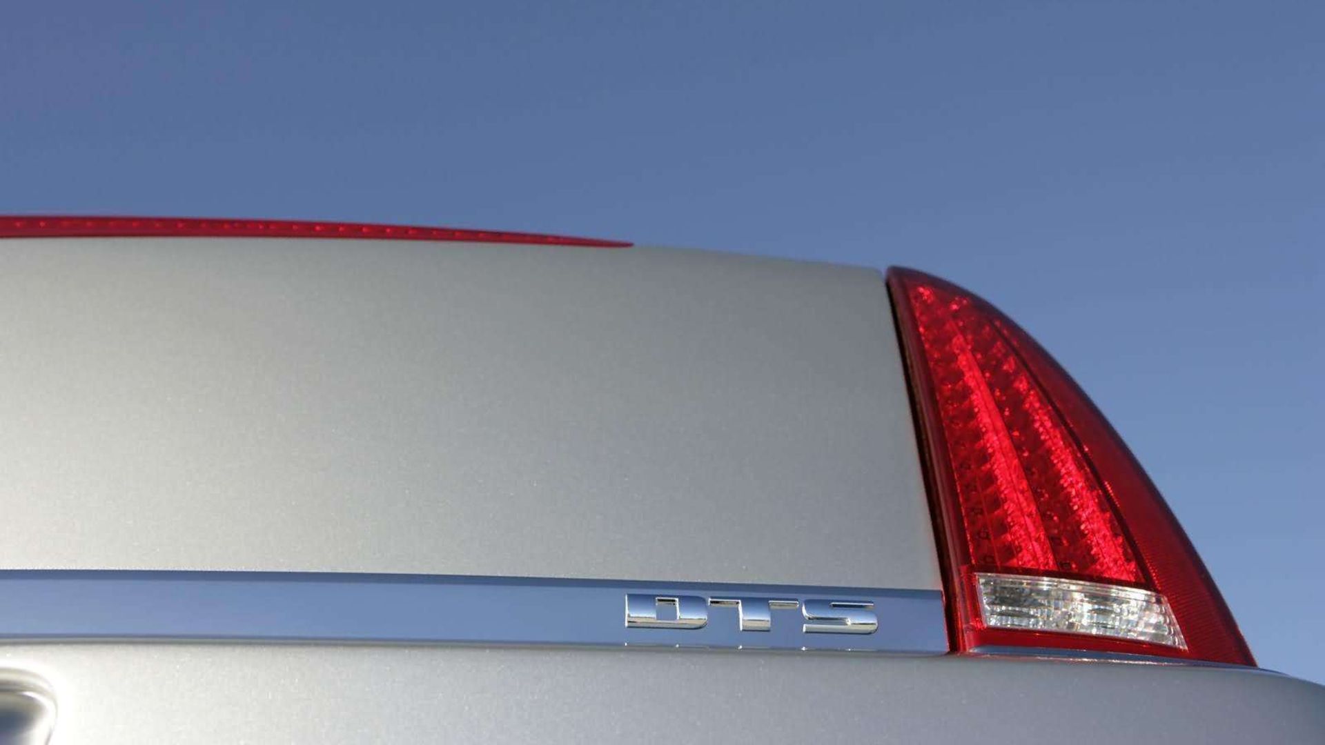 Sidestep depreciation and pick up Cadillac's overlooked DTS instead for ...