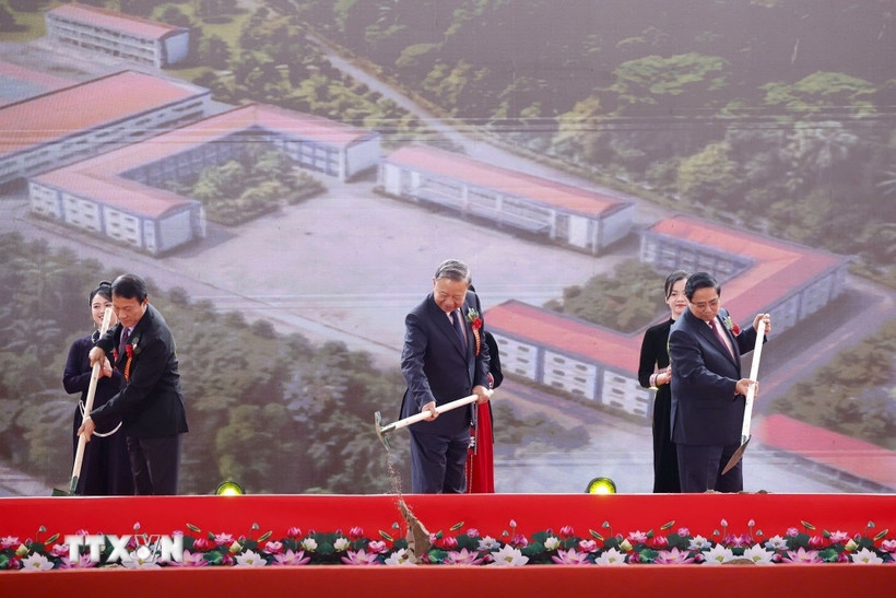 Tổng Bí thư Tô Lâm: Đưa Trường Phổ thông nội trú thành 'cột mốc mềm' về giáo dục vùng biên