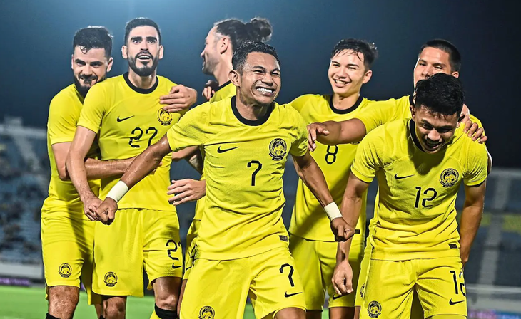 Bài học từ bóng đá Malaysia