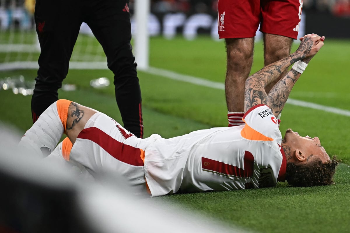 Galatasaray reveal extent of freak Lang and Oshimen injuries