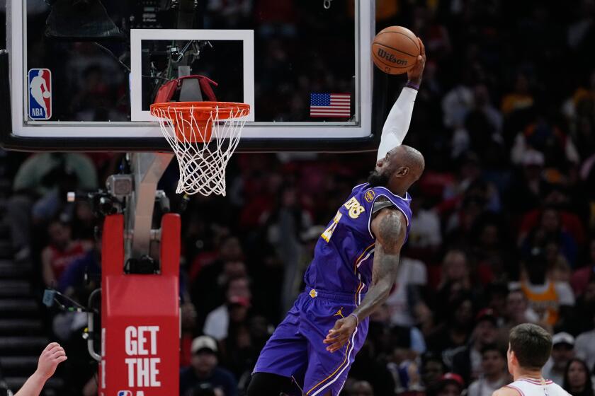 Luka Doncic (40 points) and LeBron James (30) lead Lakers to win over ...