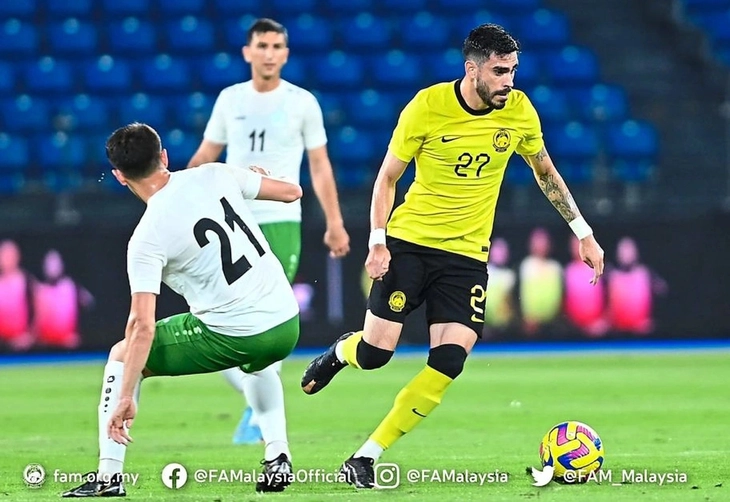 Tuyển Malaysia gọi 13 cầu thủ nhập tịch đấu Việt Nam