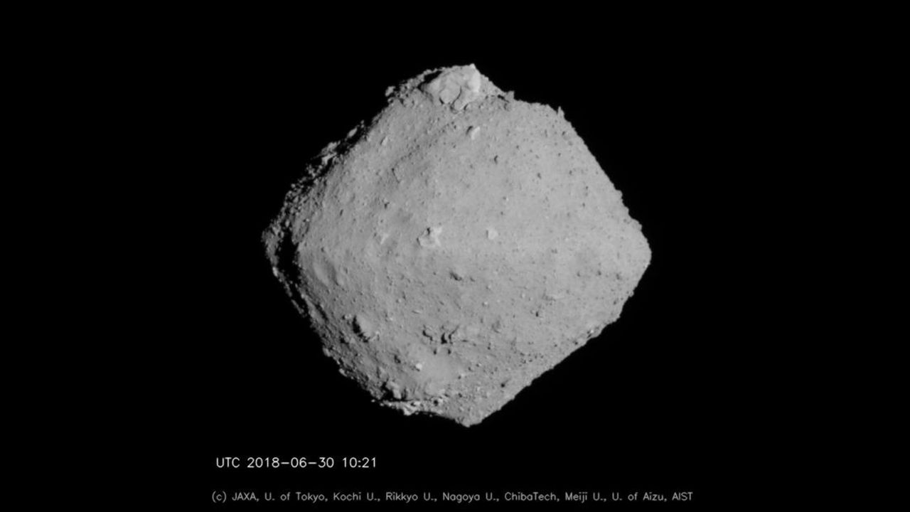 All 5 'letters' of DNA found on an asteroid speeding through our solar ...
