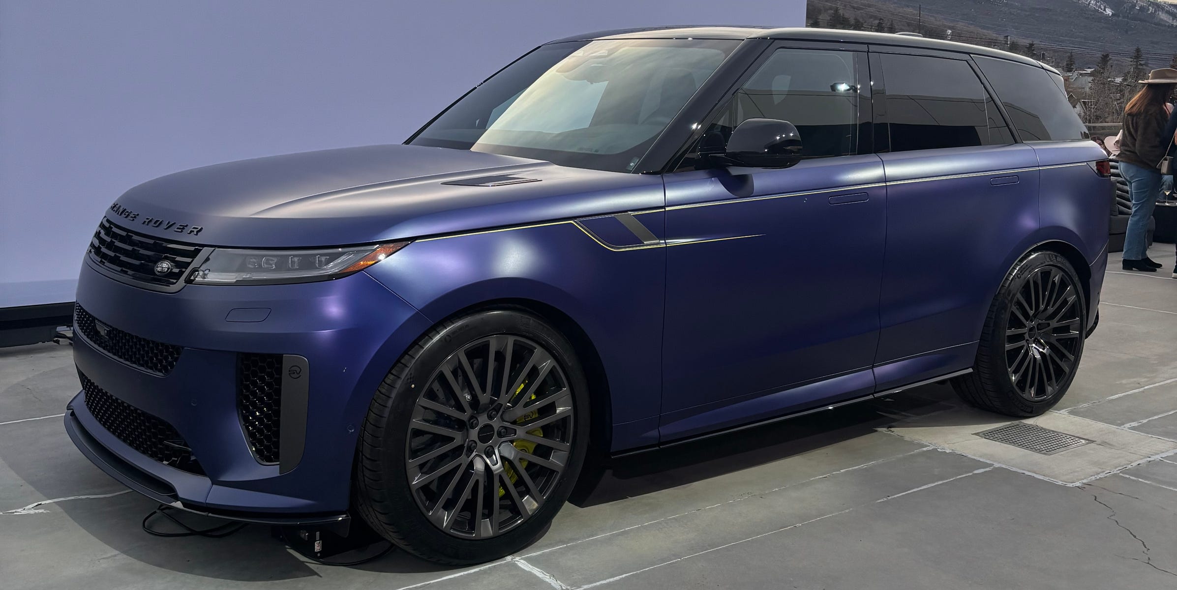 Does this very special Range Rover Sport SV remind you of ski country ...