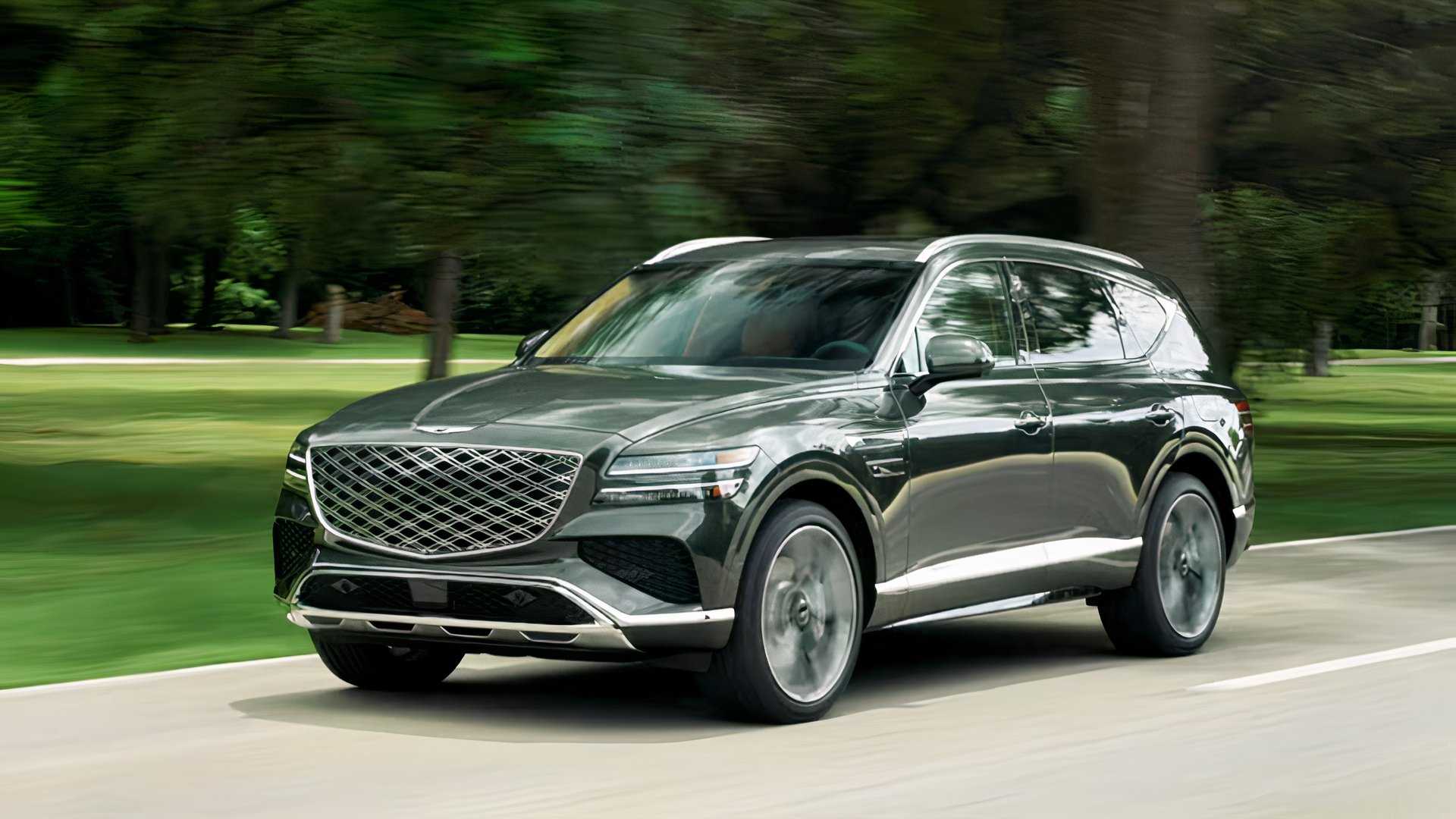 2026 Genesis GV80 front 3/4 action
