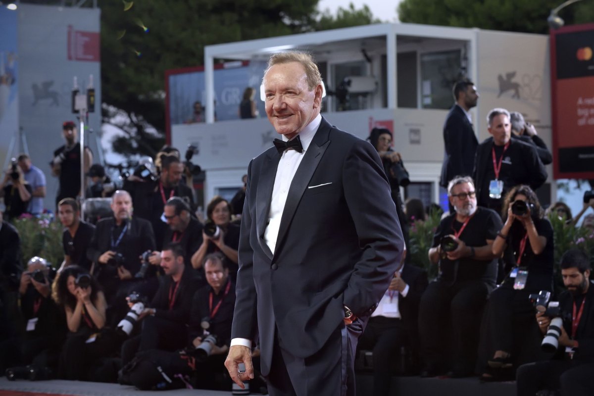 Kevin Spacey settles alleged sexual assault civil cases