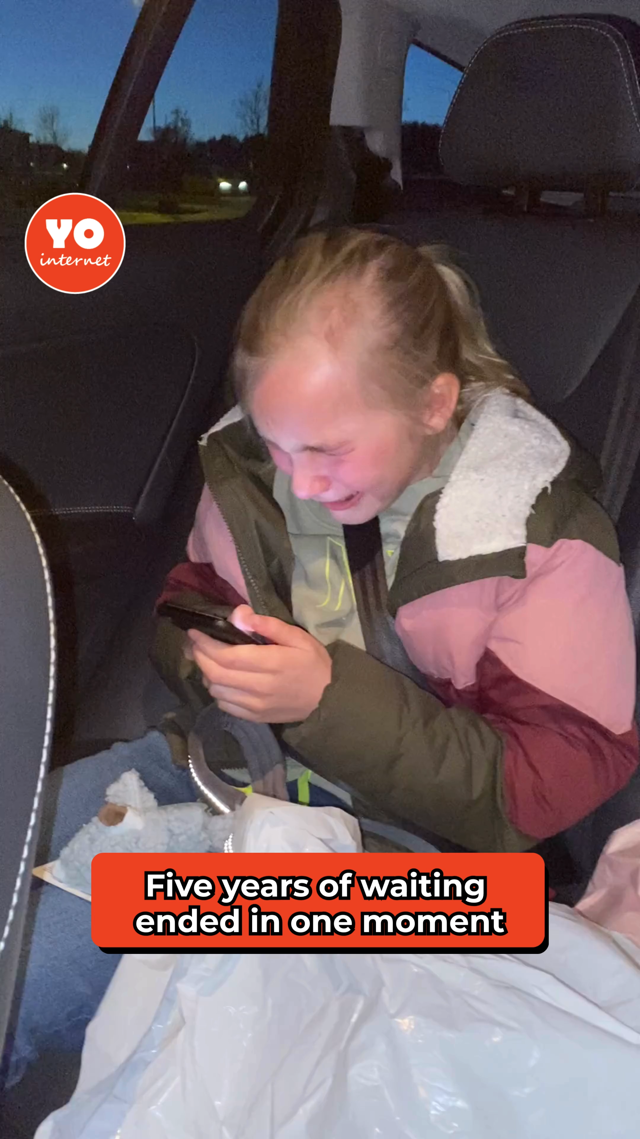 Girl overjoyed and in tears after family surprises her with adorable ...