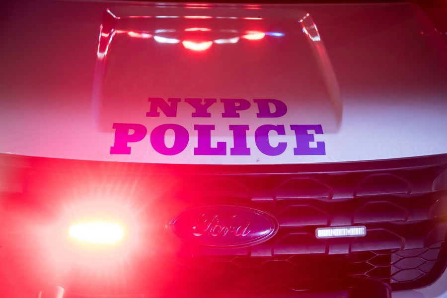 3 people stabbed in Brooklyn street: NYPD<br><br>