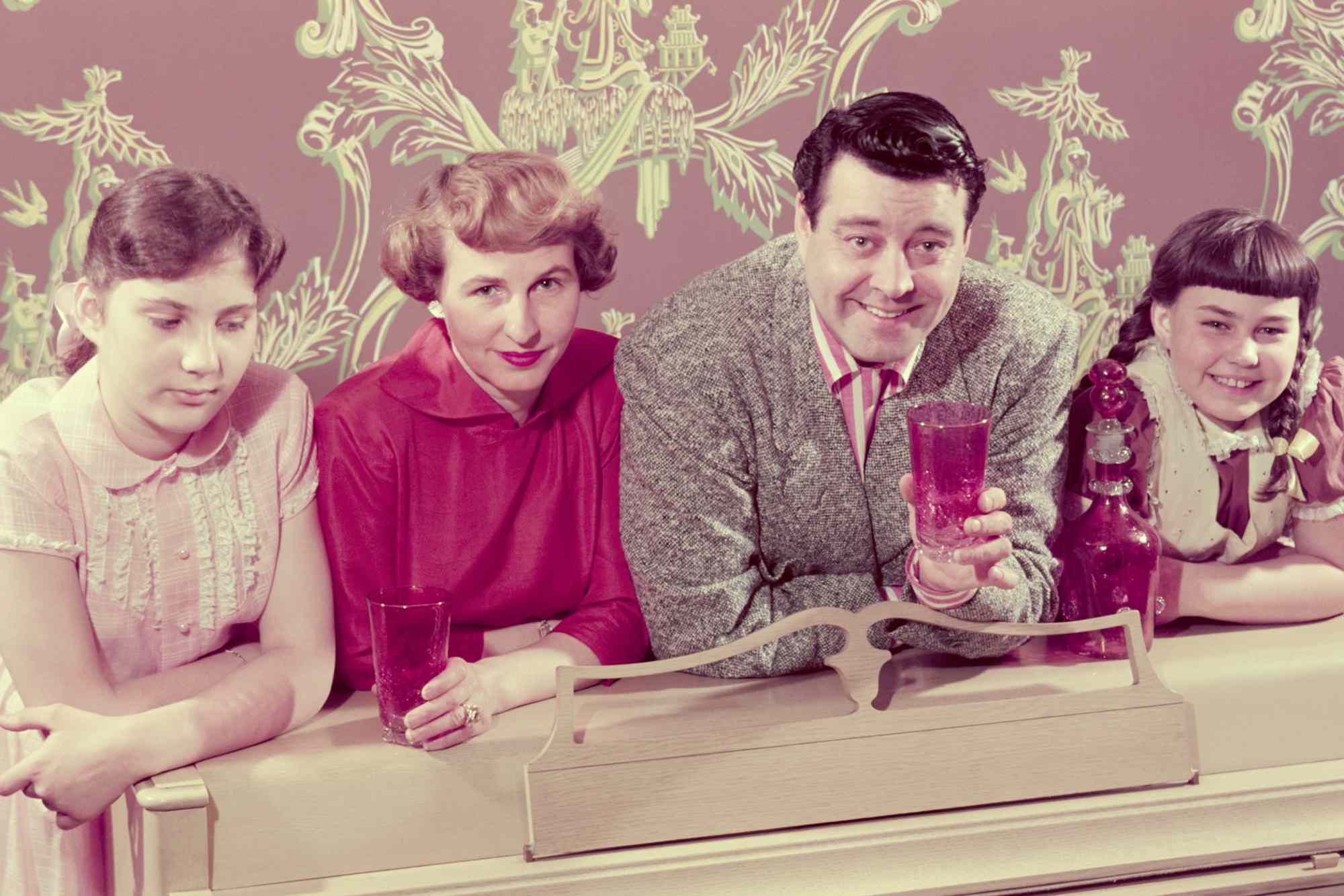 Jackie Gleason with his wife Genevieve and their daughters Linda and Geraldine. Credit: Jerry Cooke/Corbis via Getty