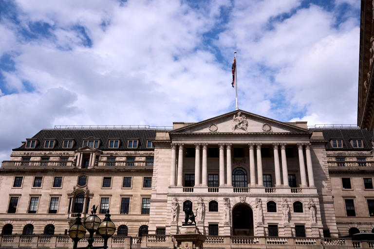 Bank of England unanimously vote to pause interest rates on Iran fears