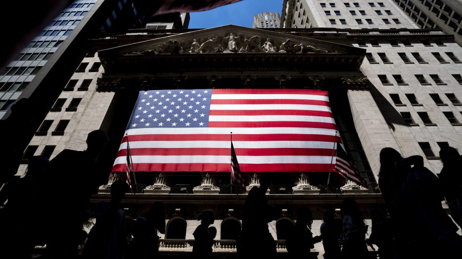 Brent crude briefly tops $119 as Iran attacks Gulf energy sites