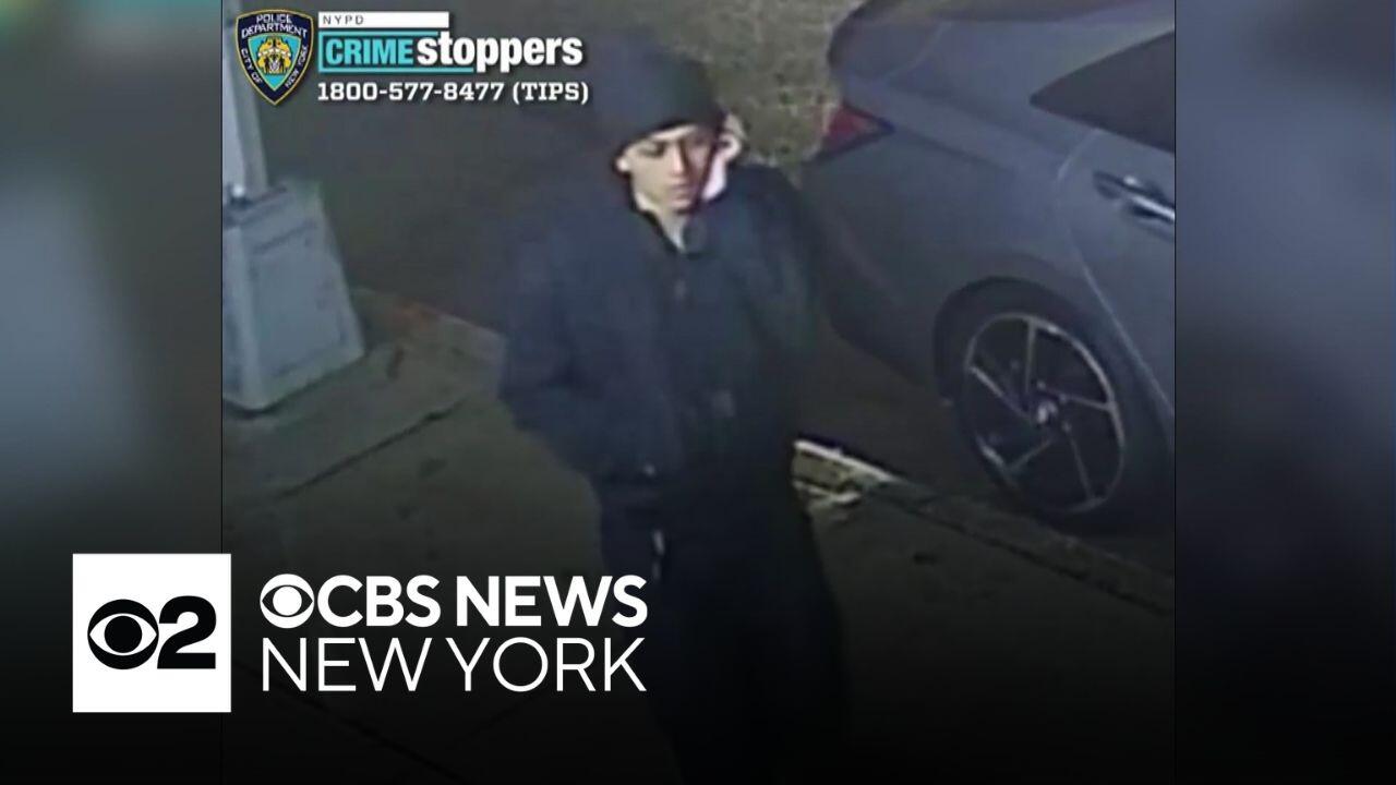 18-year-old arrested in random stabbing of Queens woman, NYPD says