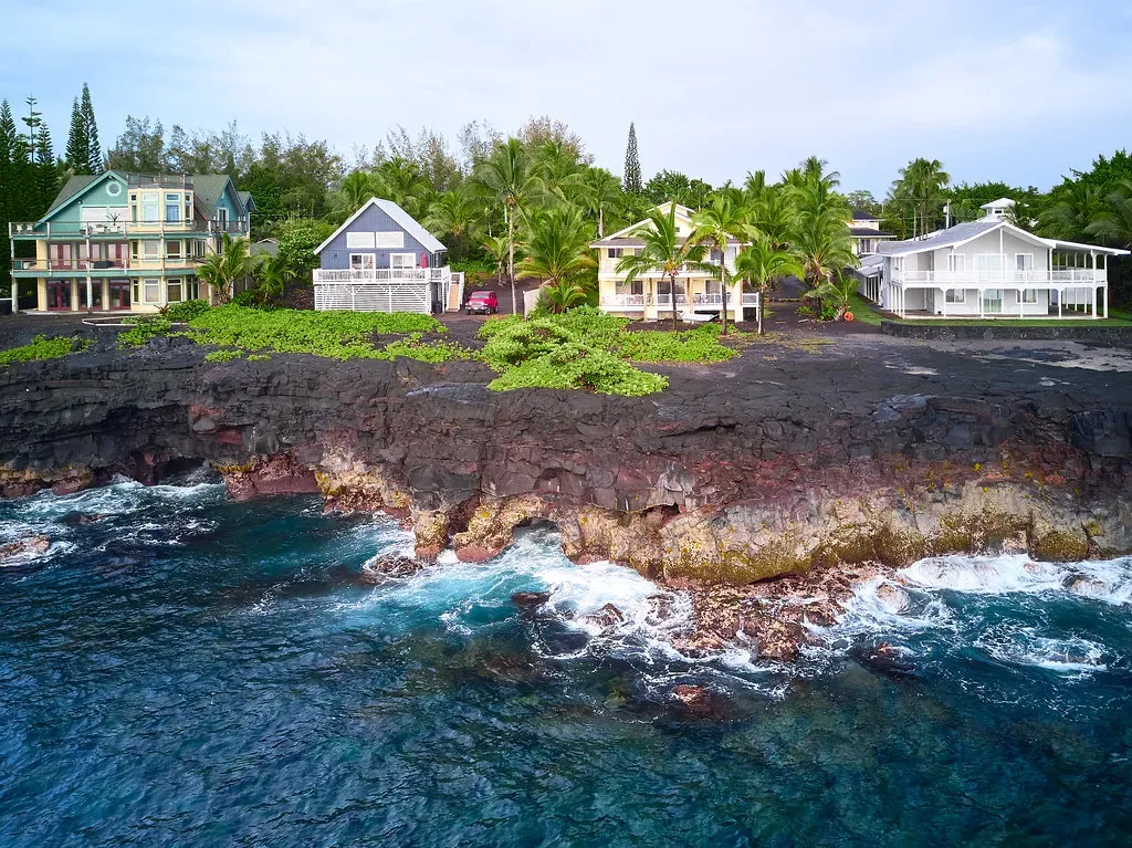 9. Hawaii: The Most Expensive Retirement in the Nation (szeke, Flickr,