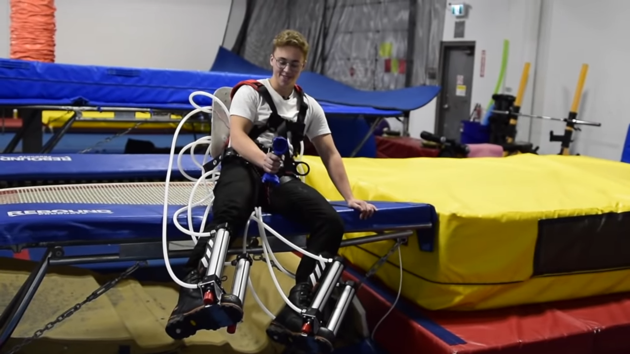 Watch how this man attempts to break a world record jump