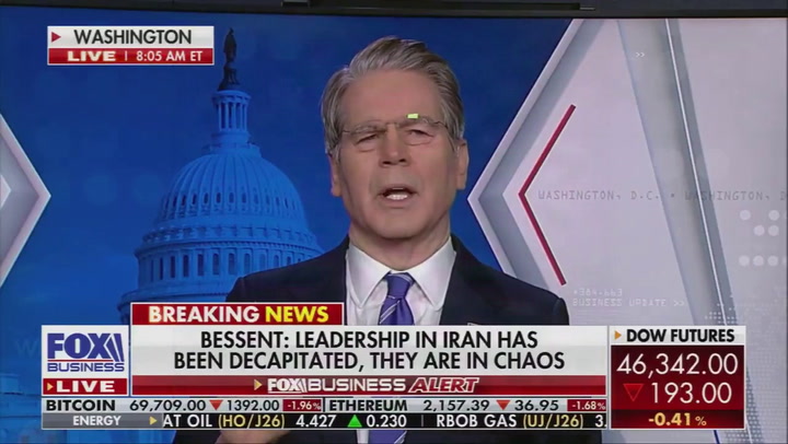 Trump plots humiliating U-turn as oil prices spiral<br><br>