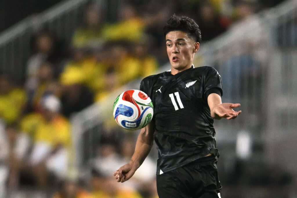 Rangers chiefs impressed with player at SPFL rivals as Cavenagh set to ...
