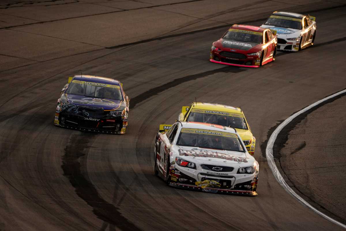 Drag racing icon set to make stock car debut