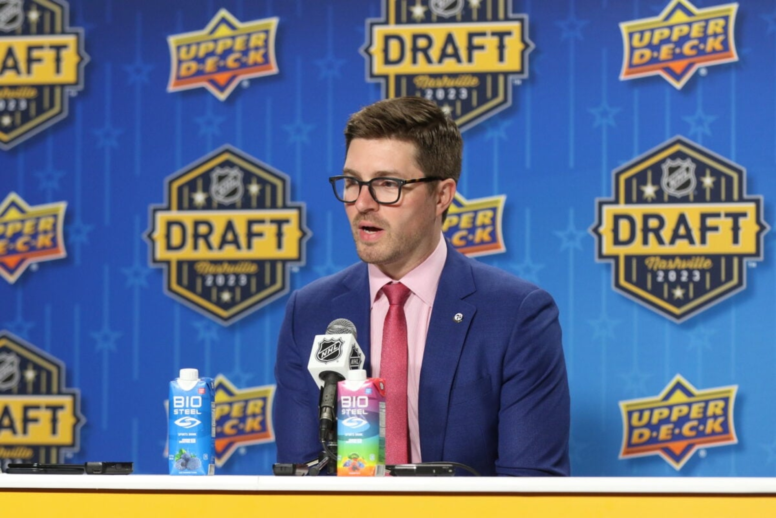 Penguins’ Dubas & Hurricanes’ Tulsky were snubbed in GM of the year ...