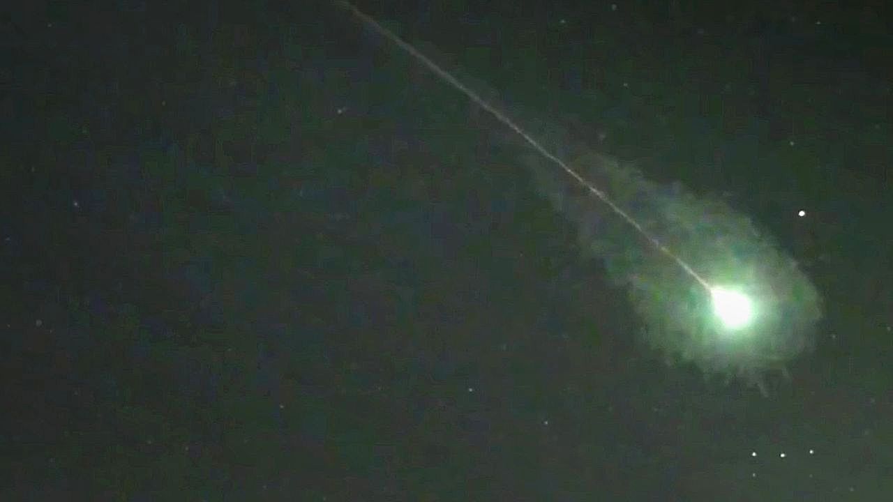 Bright fireball lights up Spain's night sky