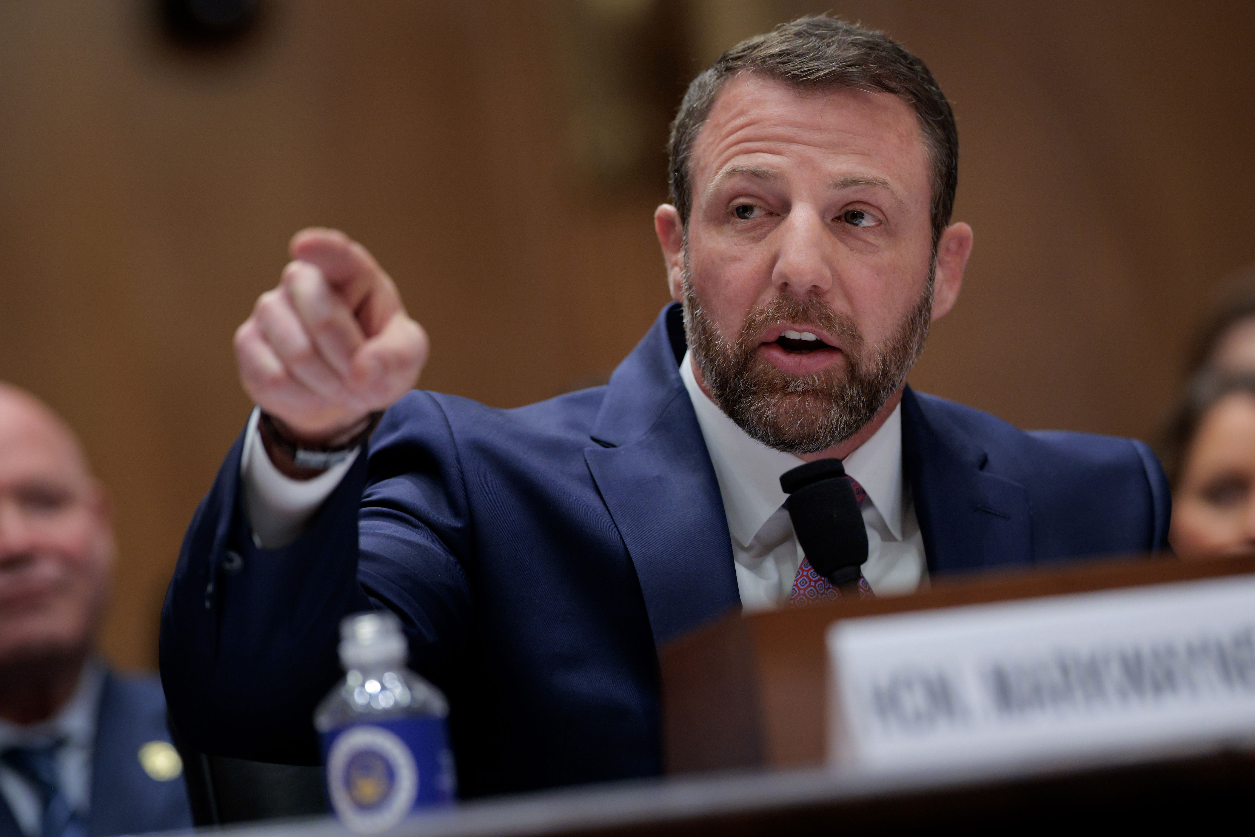 Full list of senators voting against Markwayne Mullin nomination<br>