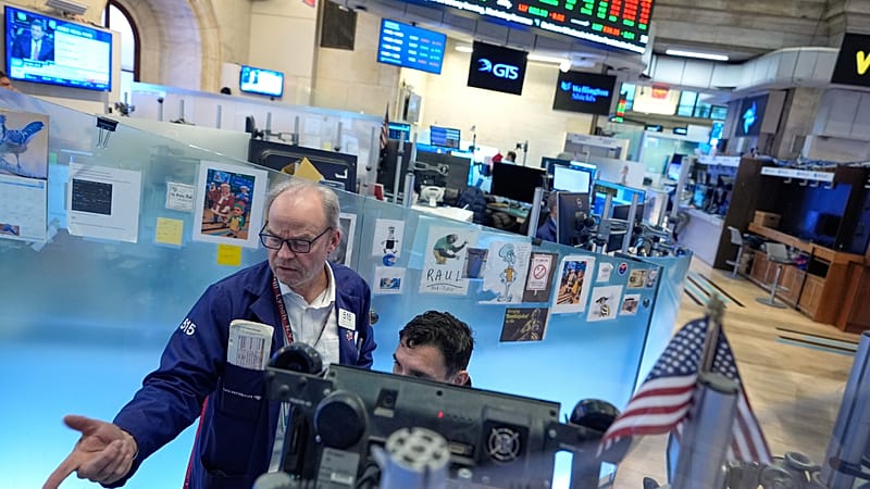 Global stock markets slide as oil market volatility rattles investors