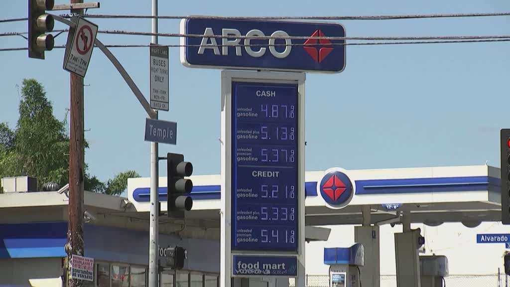 Iran's blockade of Strait of Hormuz sends oil prices soaring