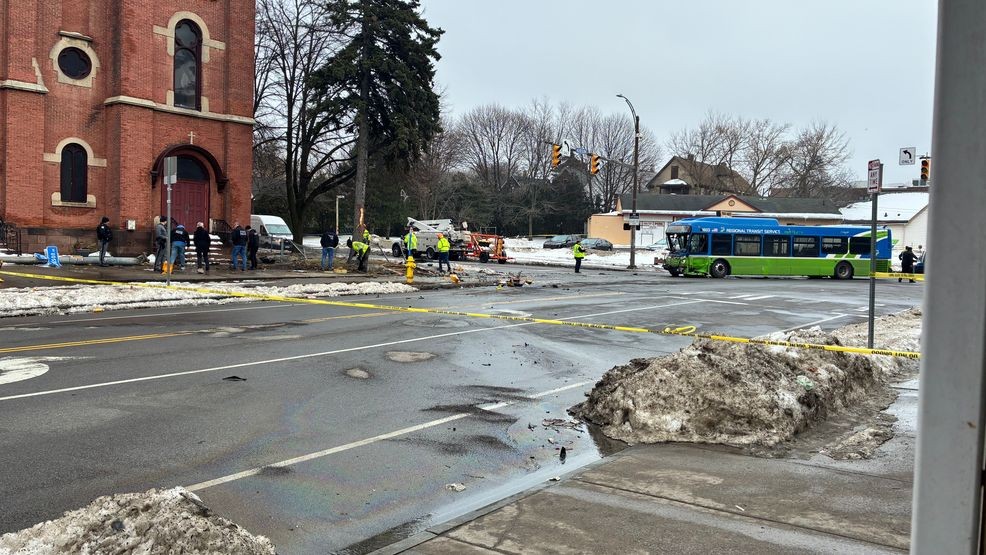 Parolee released from custody after chase, crash involving RTS bus indicted