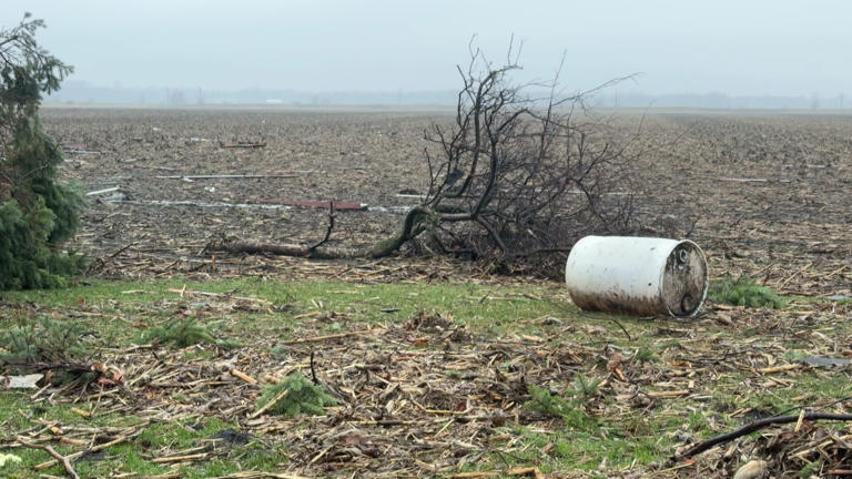 Tornado leaves behind trail of damage in Starke County