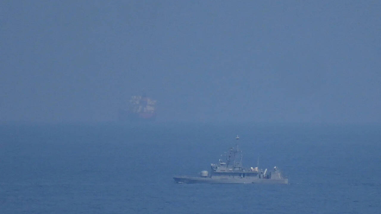 Iran war impacts global oil prices through Strait of Hormuz closure