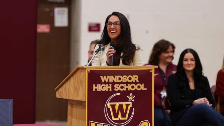 Featured - Did Lauren Boebert Graduate High School