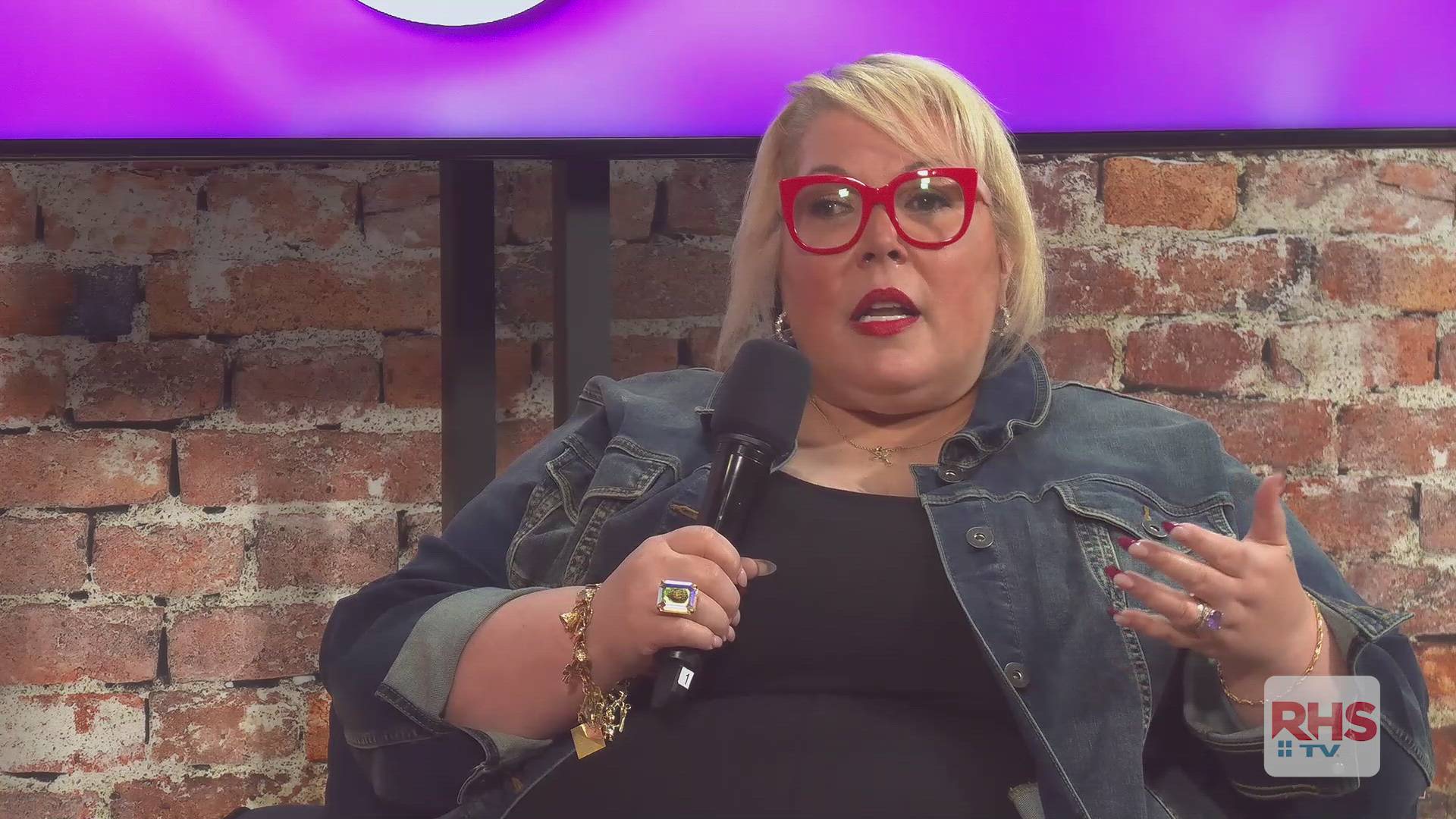 In the Bed with Babs Psychic Medium Jae Rae