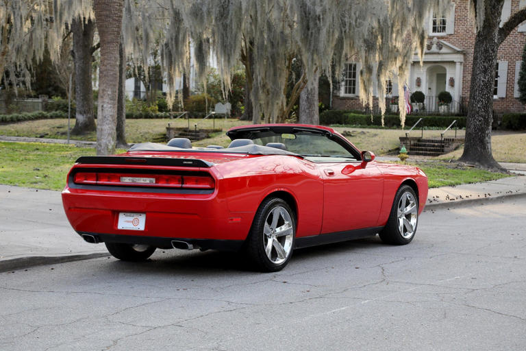 2009 Dodge Challenger R/T convertible showcases rare dealer-authorized ...