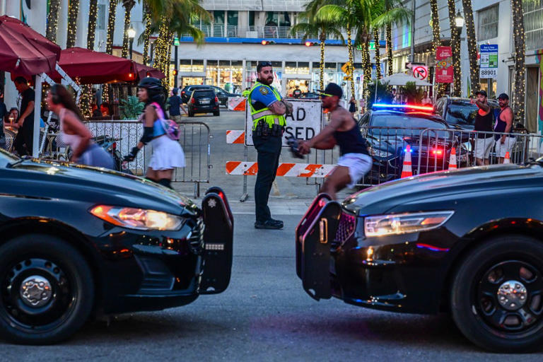 Florida sheriff roasts sloshed LSU spring breakers booted from party ...