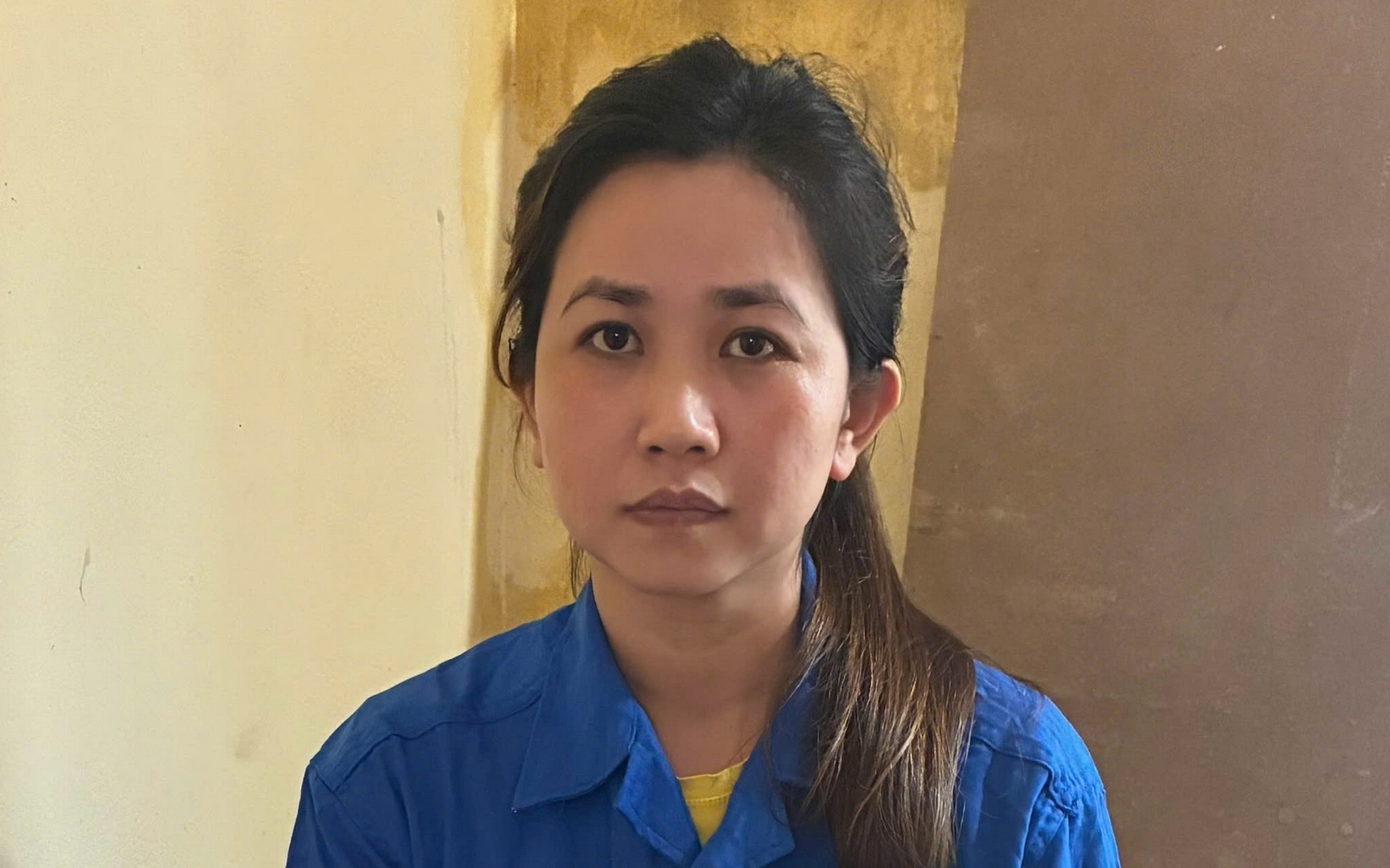 Khởi tố sinh viên trộm 3 cây vàng SJC của họ hàng, mua iPhone tặng bạn gái