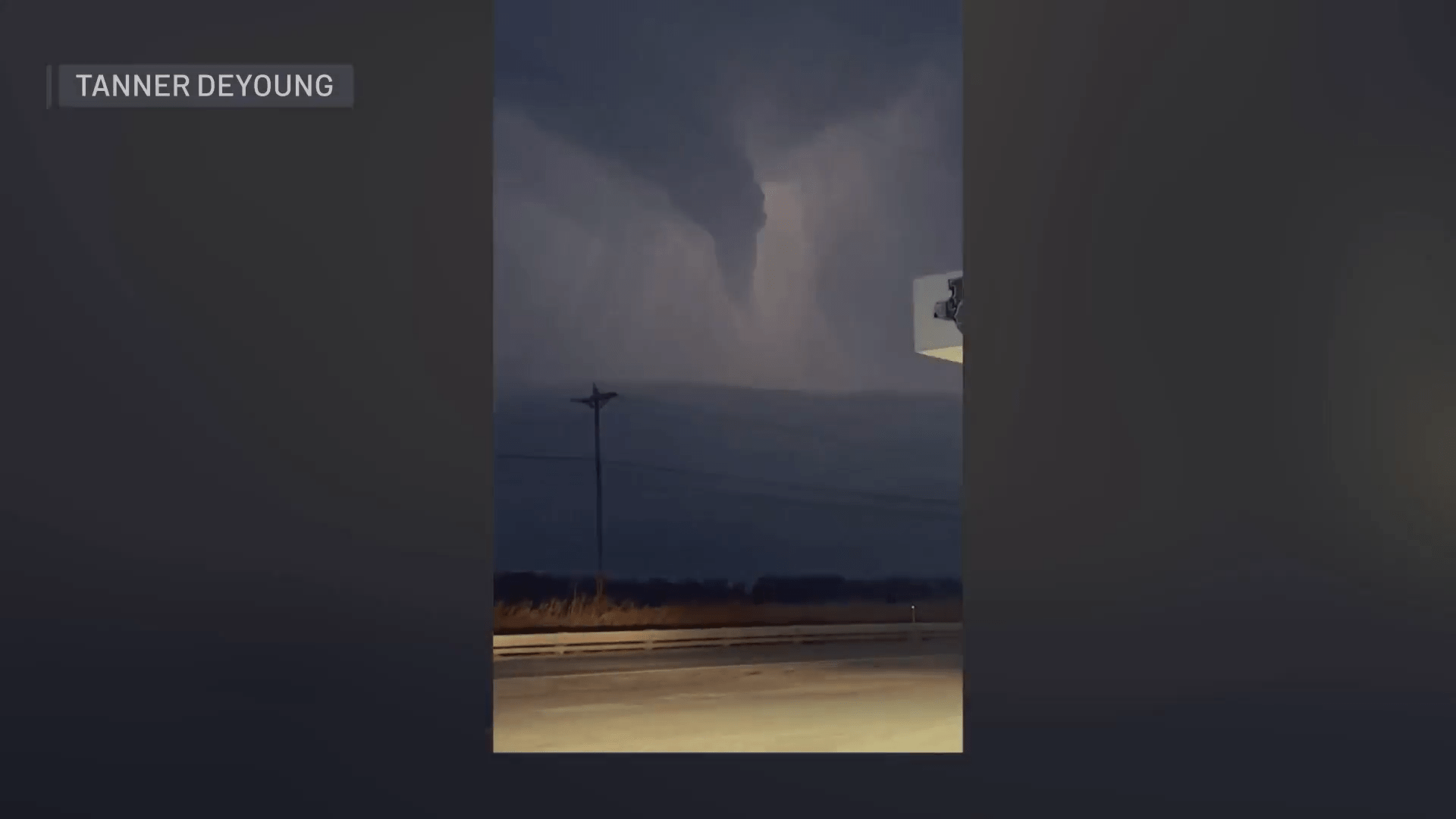 Tornadoes in Illinois: At least 4 suspected tornadoes touched down ...