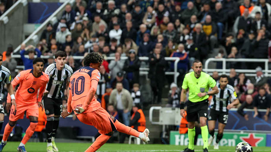 Yamal made the difference from the penalty spot. | Alex Dodd/CameraSport/Getty Images
