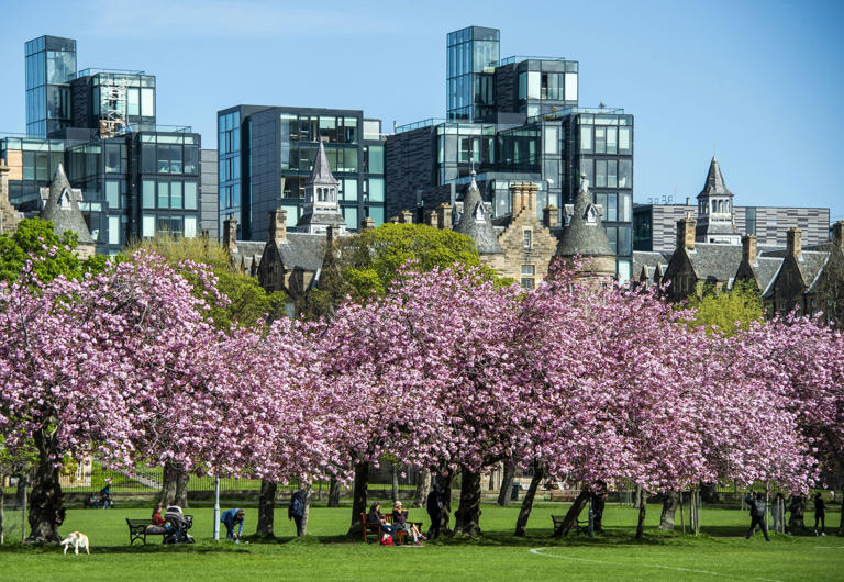 When do the clocks change UK? Here's the exact time clocks go forward ...