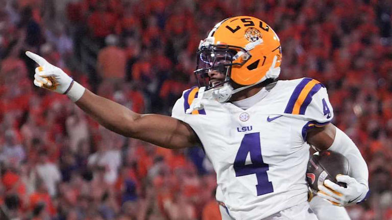Chiefs’ Kenneth Walker III signing dramatically changes 2026 NFL draft ...
