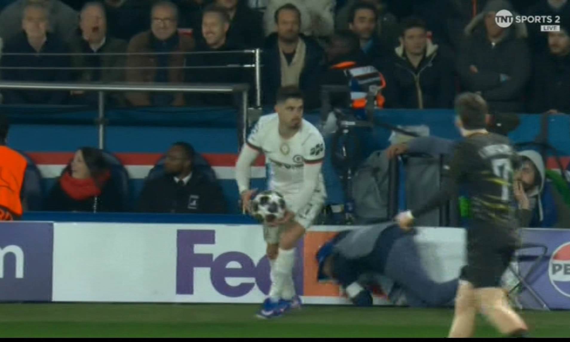 Pedro Neto escapes red card after pushing PSG ball boy to the floor in ...